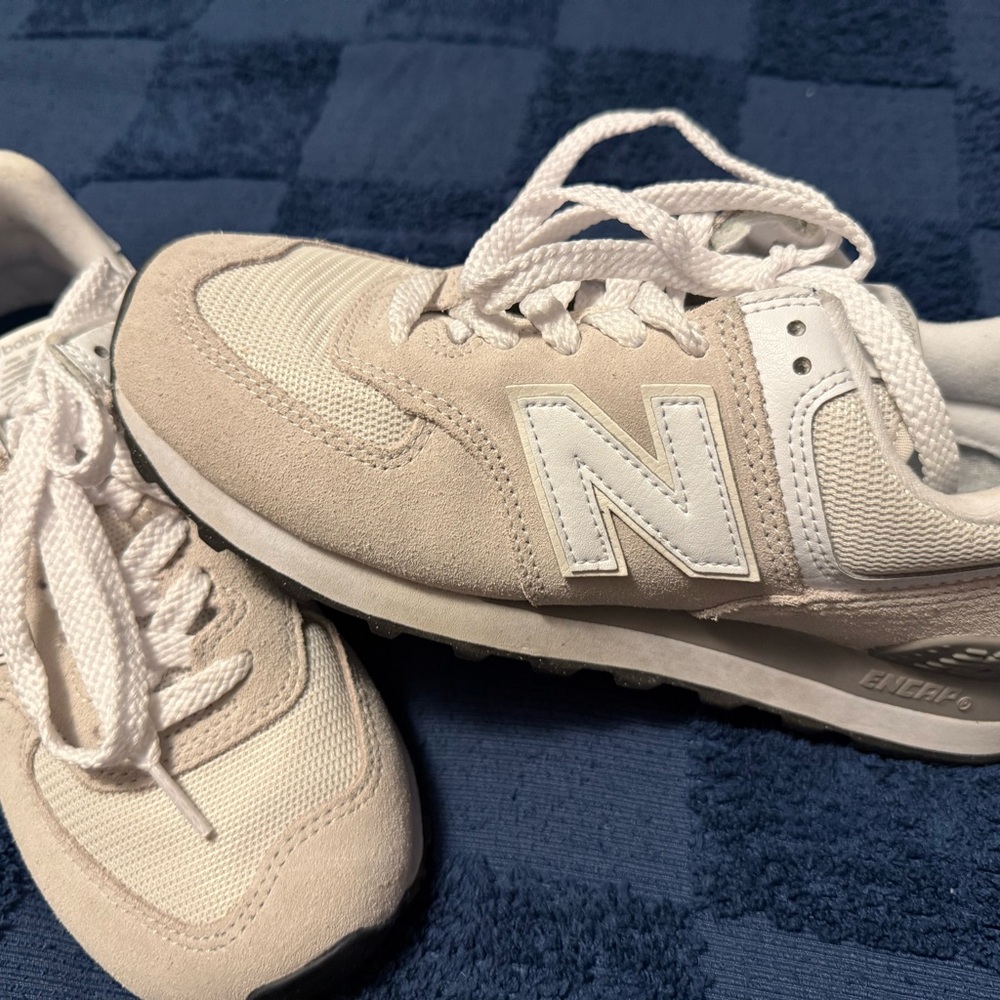 New Balance 574 Beige Sneakers